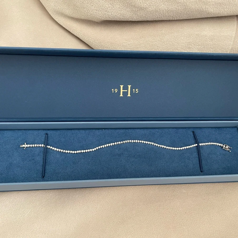 14k White Gold Diamond tennis bracelet